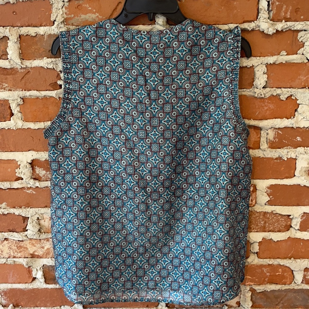 J Crew Sleeveless Blouse, 10 - Picture 5 of 5